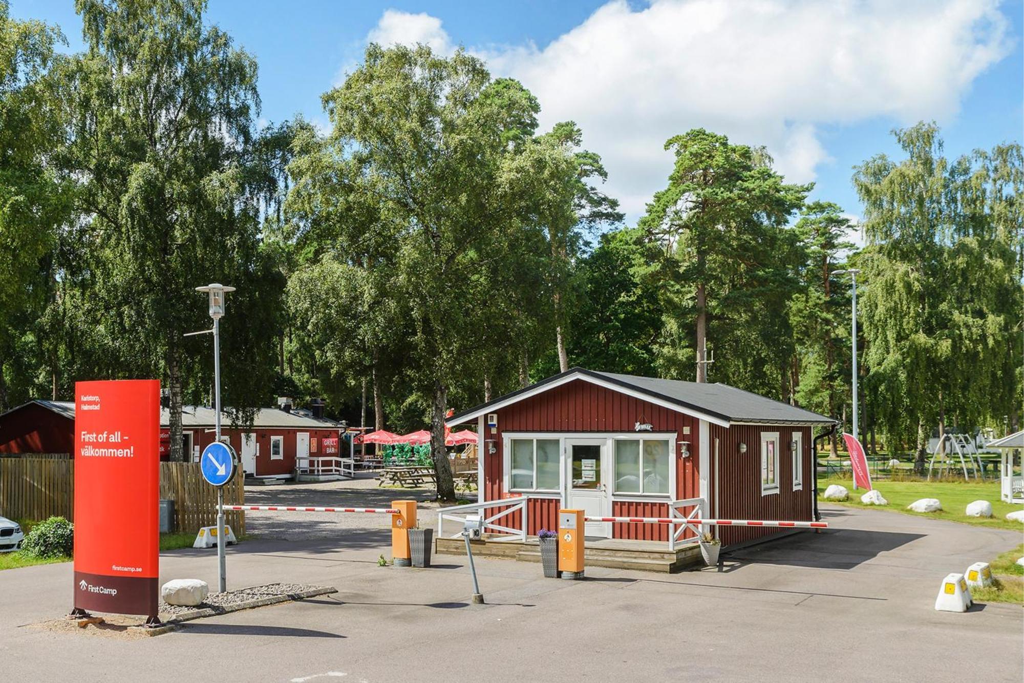 First Camp Karlstorp-ハルムスタッド エクステリア 写真